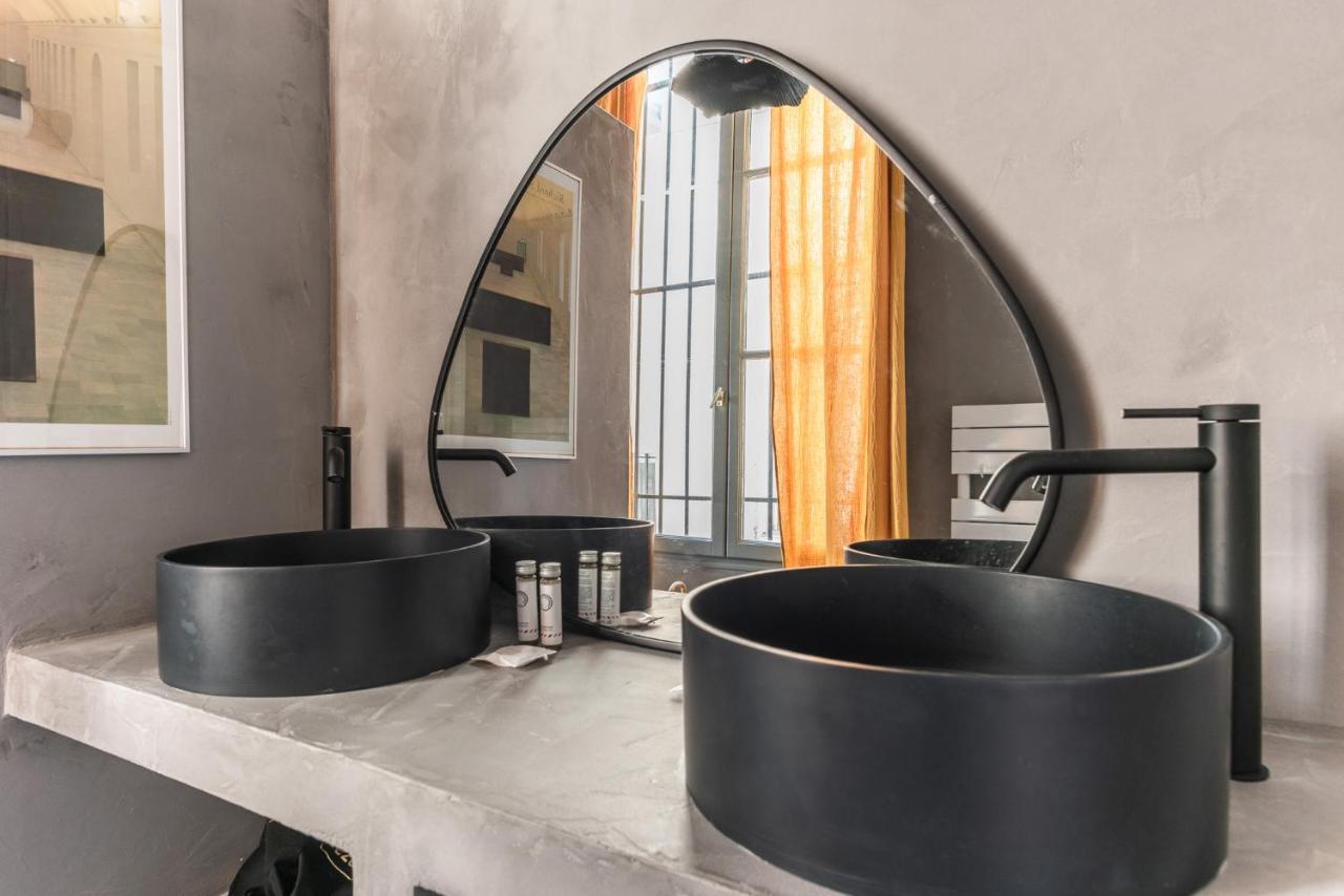 Apartment Outstanding Parisian Flat In Heart Of Center Paris