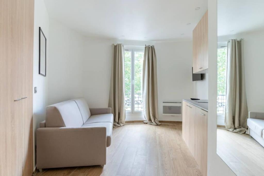Hsh Bessiere-batignolles Superbe Parigi