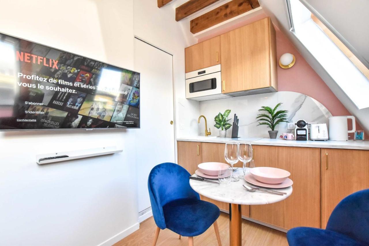 Newly Renovated Studio Under The Parisian Roofs - Arc De Triomphe * Parigi