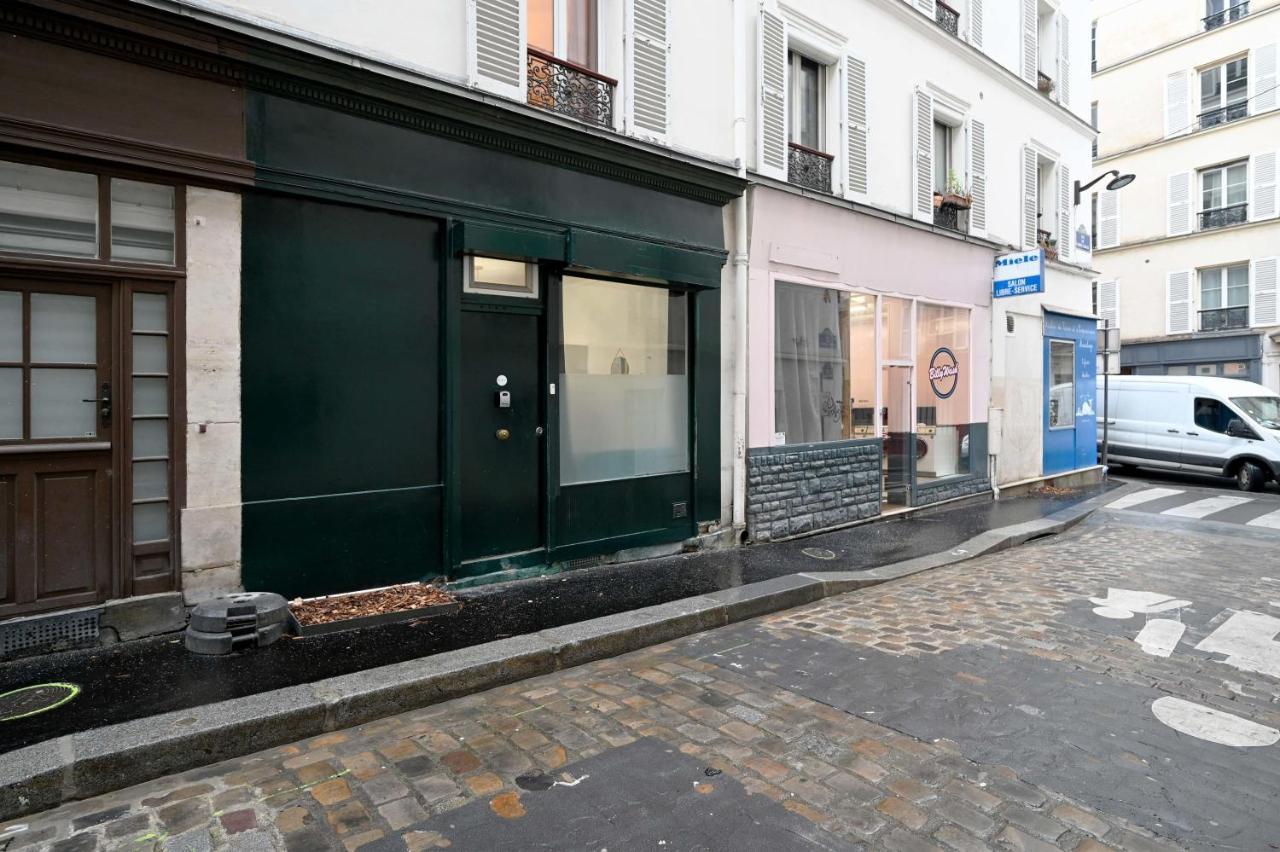 Black & White - Chic & Petit Maison- Pigalle 9eme *
