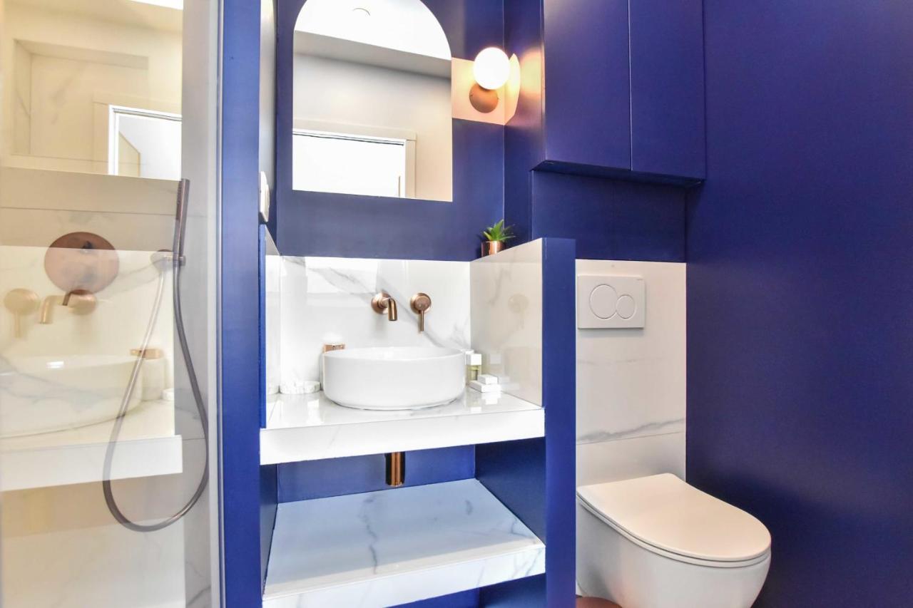 Appartamento Newly Renovated Studio Under The Parisian Roofs - Arc De Triomphe *