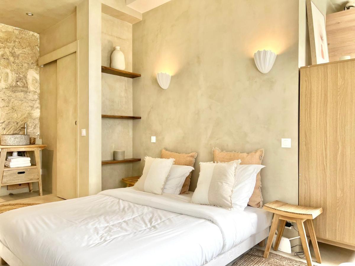 Studio De Charme Pour Un Sejour En Amoureux - 2p Parigi