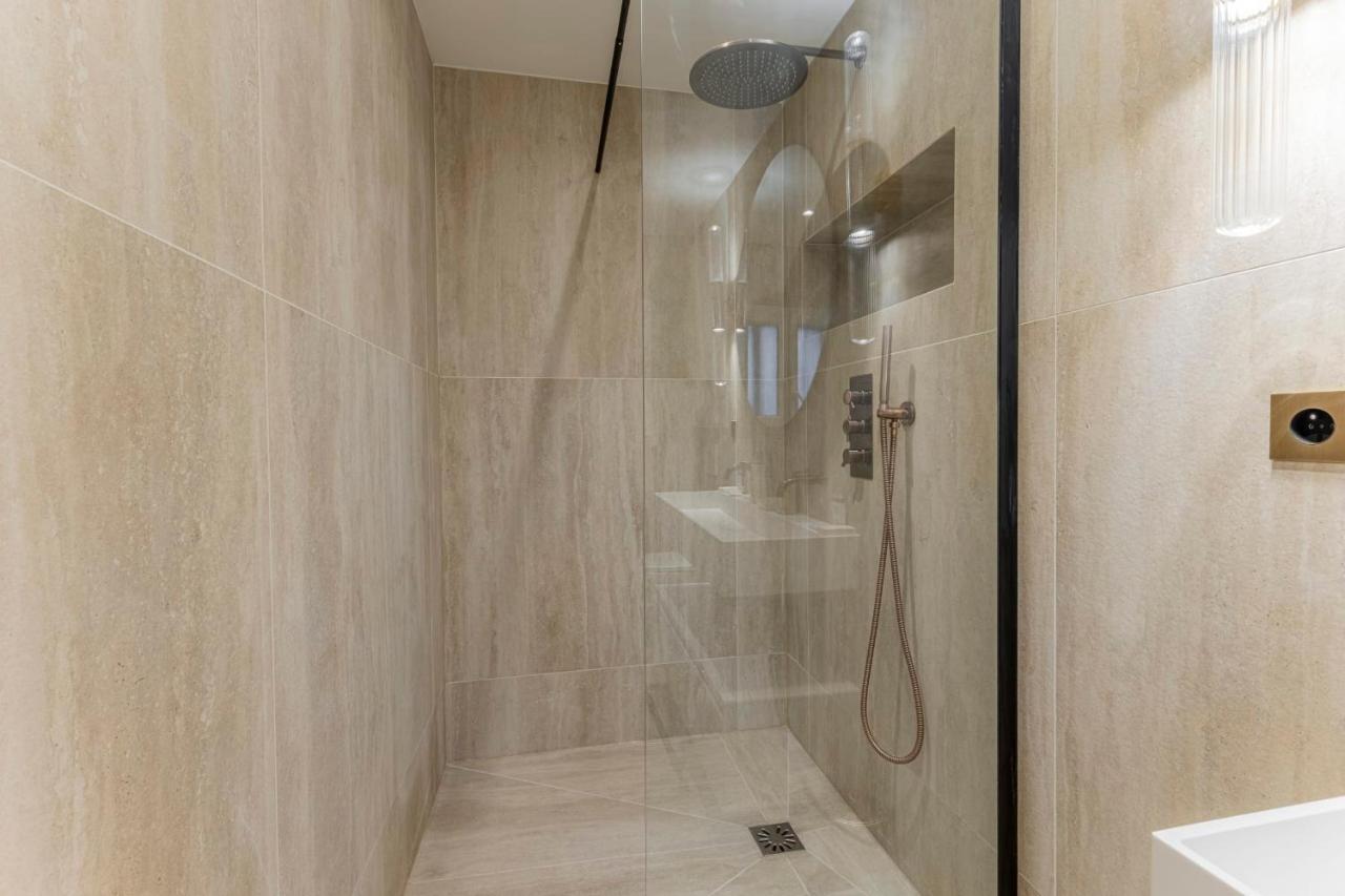 Stunning & Newly Refurbished *
