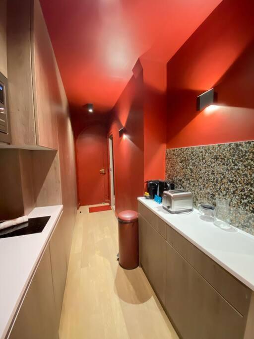 Lovely In The Heart Of Apartment *