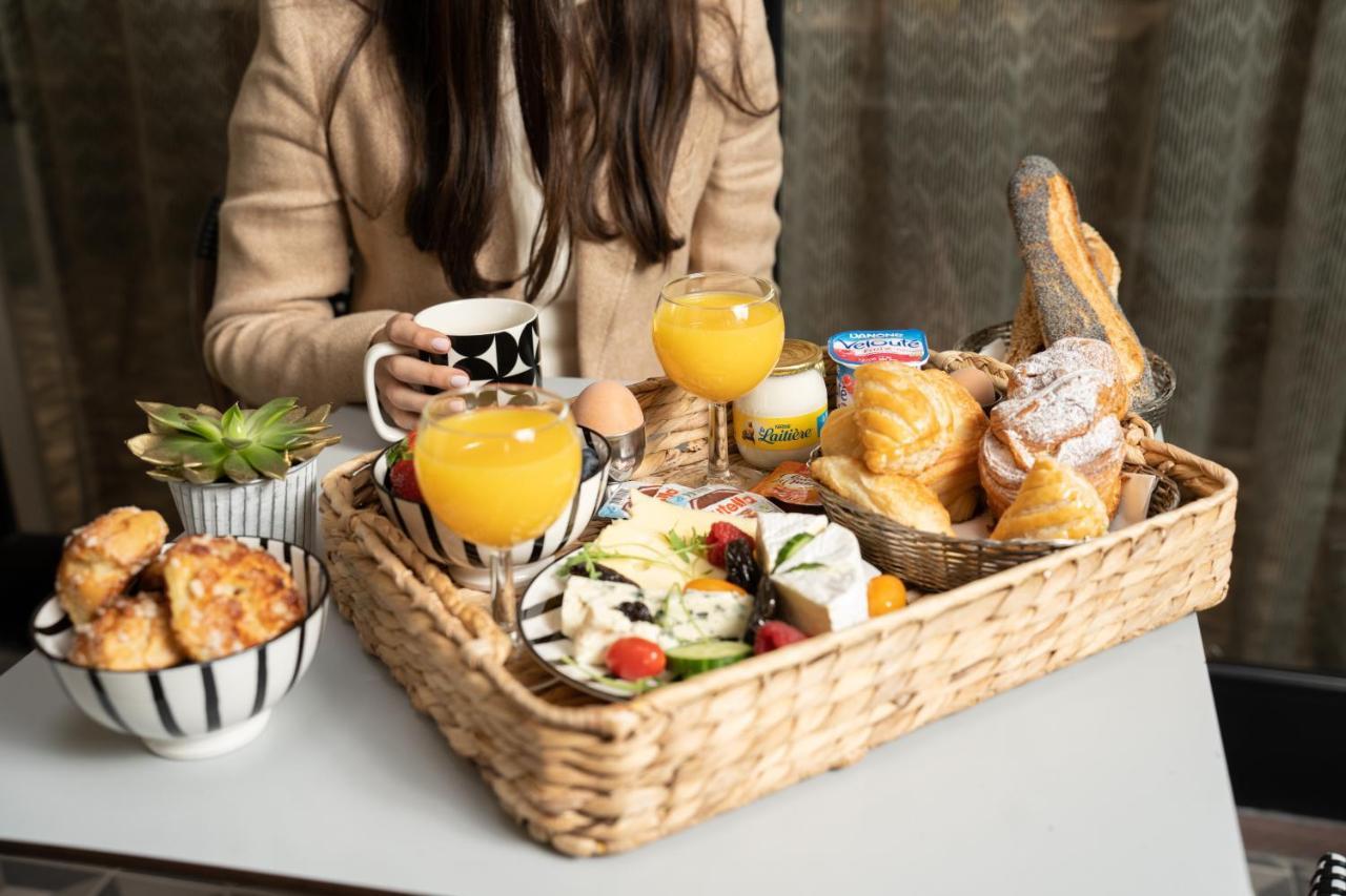 Du Mont Dore Batignolles Hotel Parigi