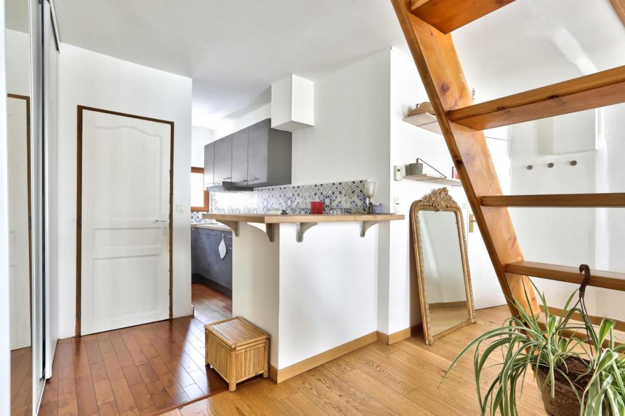 Appartamento For 2 People In La Villette Parigi