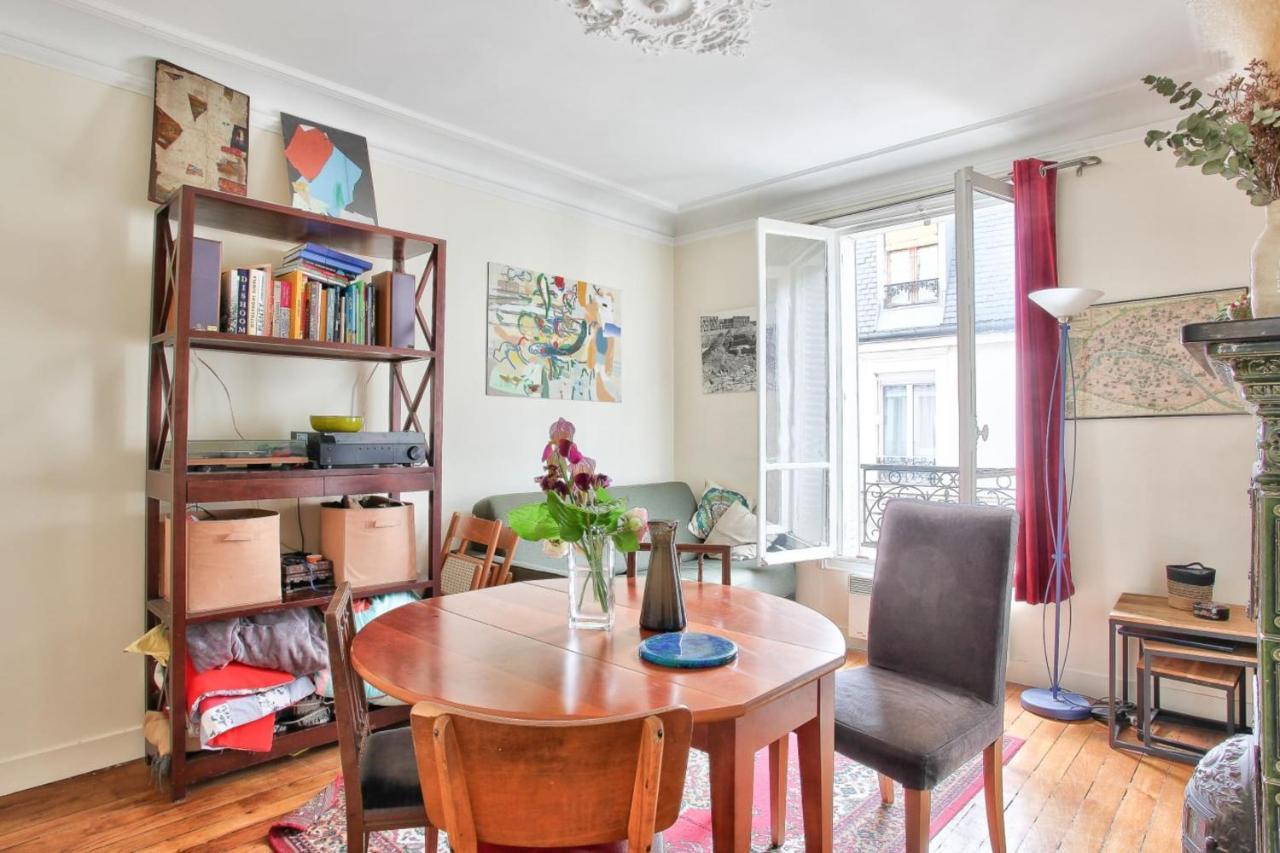 Old For 3 People In Place D'italie Apartment Paris