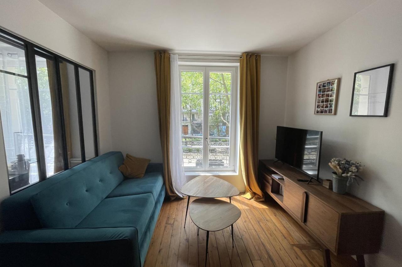 42m Close To Montmartre *