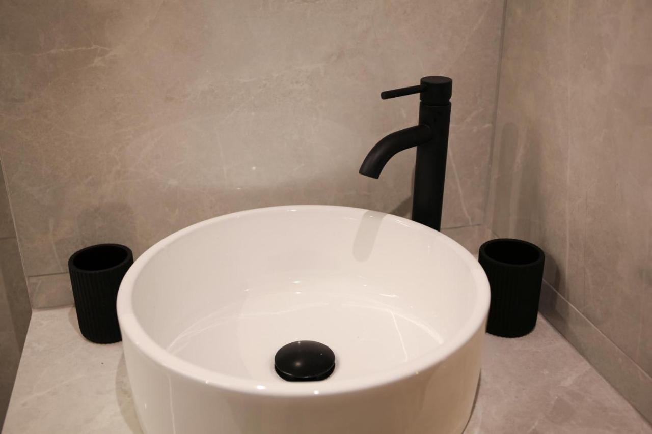 Appartamento Sejour Romantique Avec Bain A Remous A 9 -p6