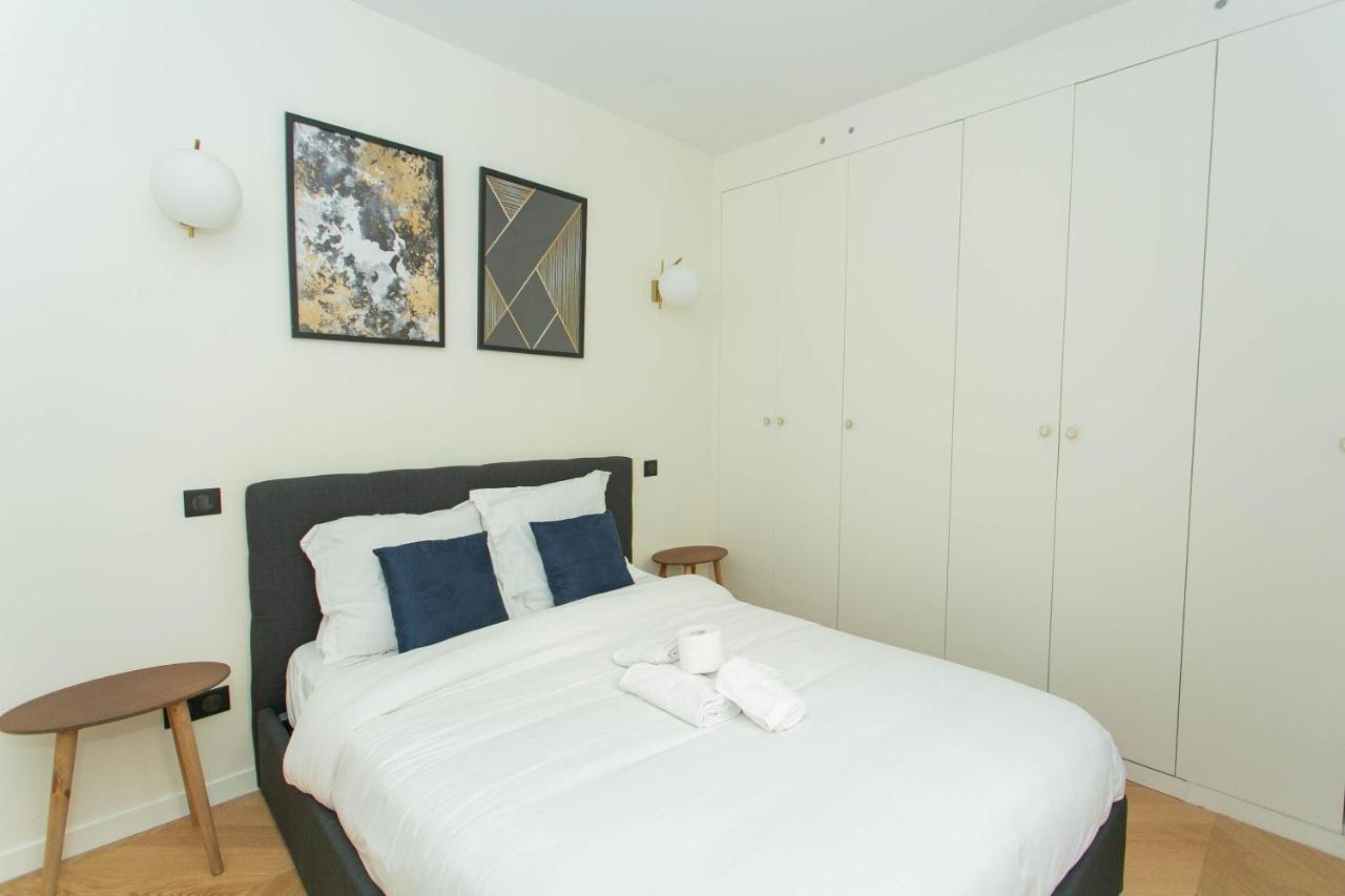 Apartment Madeleine St Lazare
