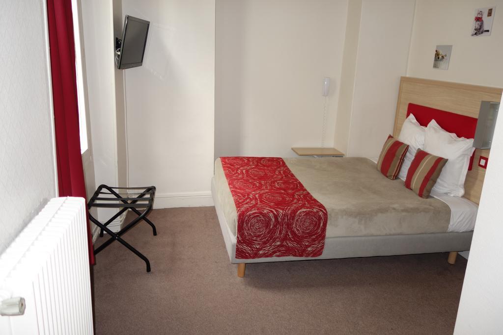 D'win Hotel 2*