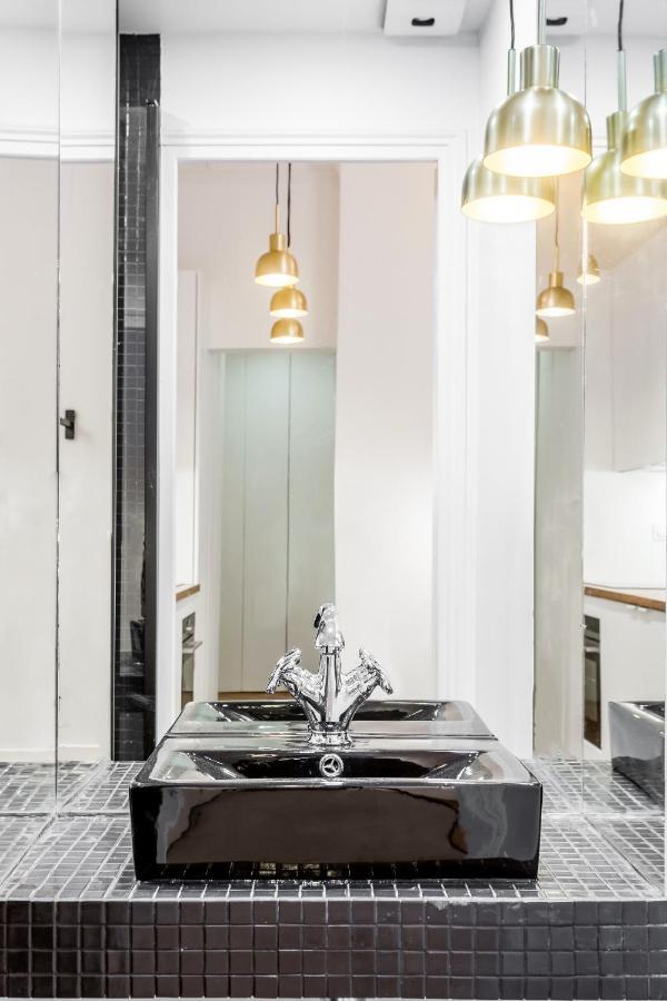 Habitat Parisien - 2br-2ba - Ac - Balcony - Opera Apartment Paris