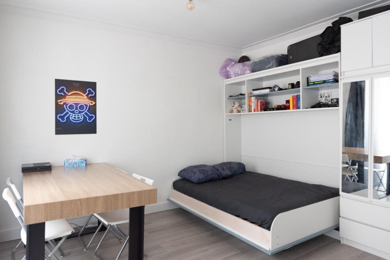 Charming Near Parc Clichy Appartamento Parigi