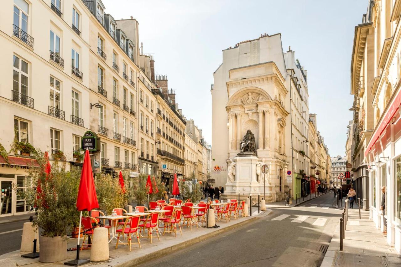 Merveil - Luxury - Louvre - Therese Parigi