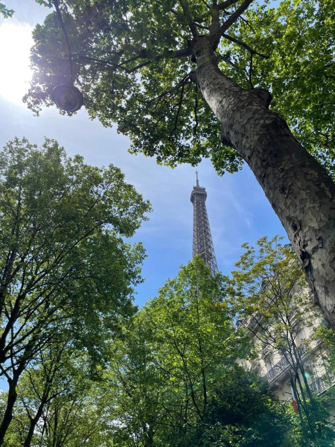 Magnifique Parisien Au Pied De La Tour Eiffel City Center