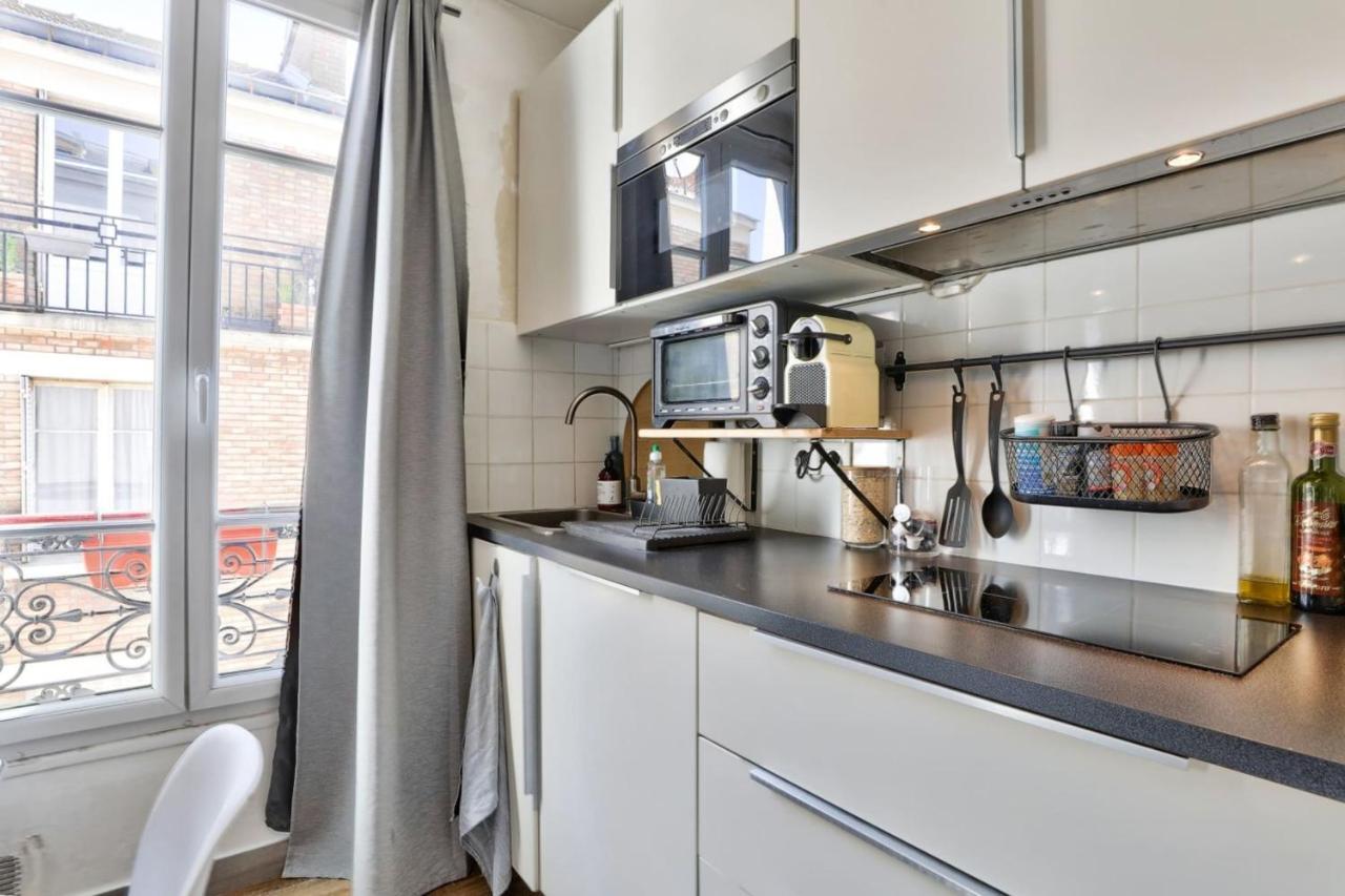 Cozy For 2 People In Montmartre Parigi