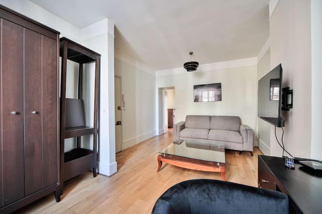 12.appartement 4pers#sevres-lecourbe#necker Appartamento