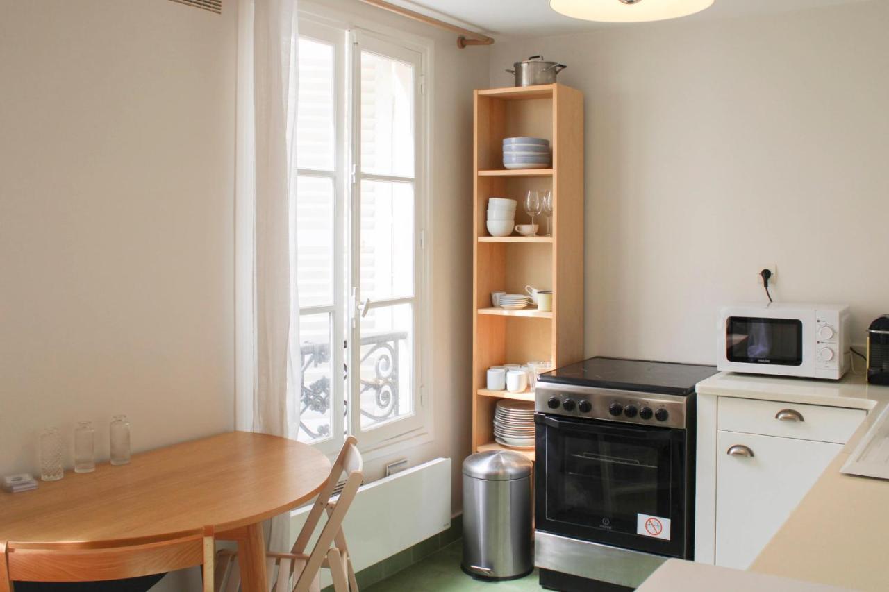 Calm Cocoon In The Heart Of The Marais