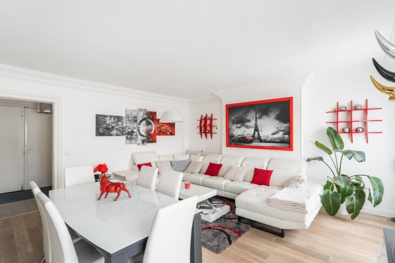 Haussmannien - Dernier Etage Apartment *