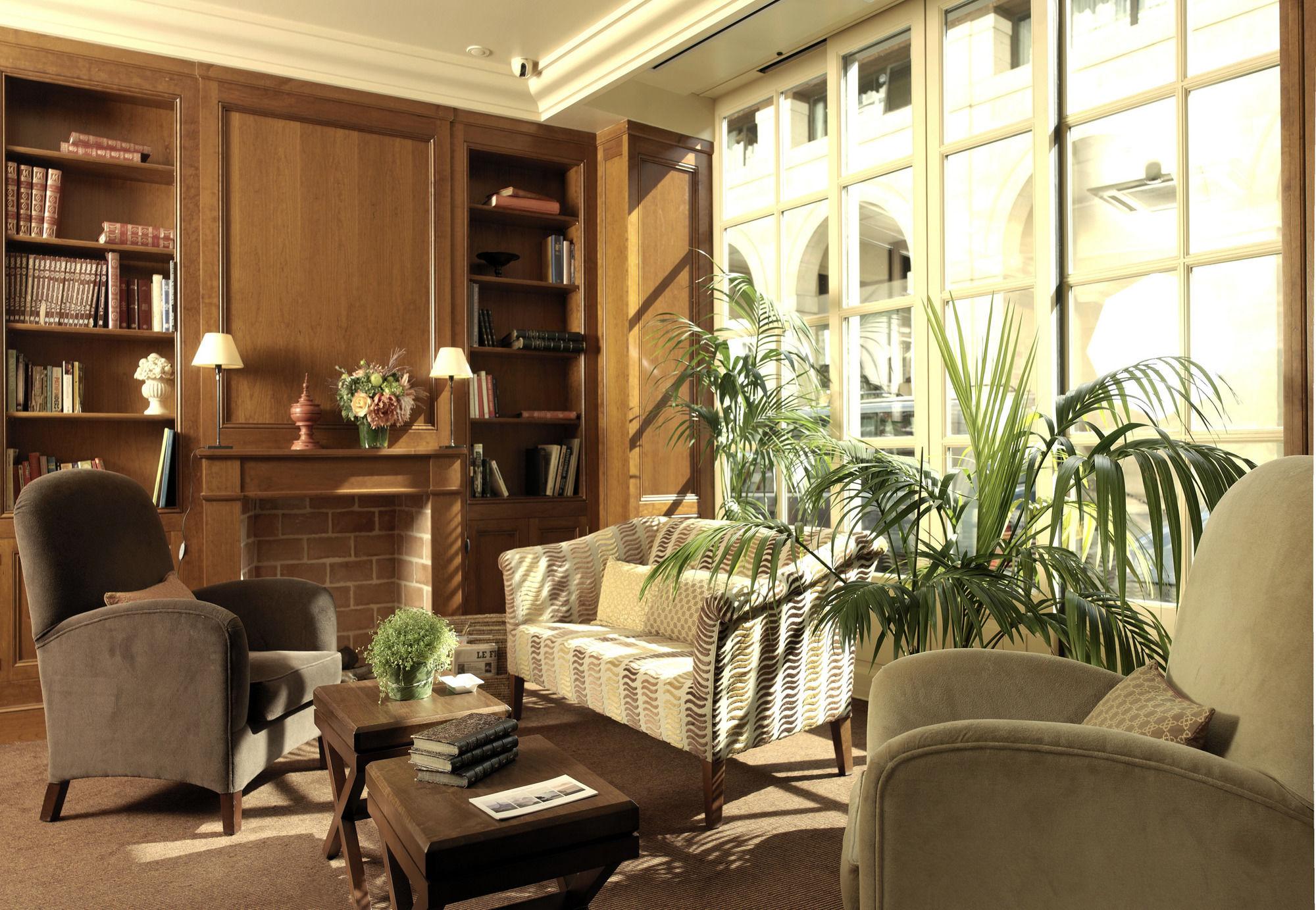 Clement Hotel