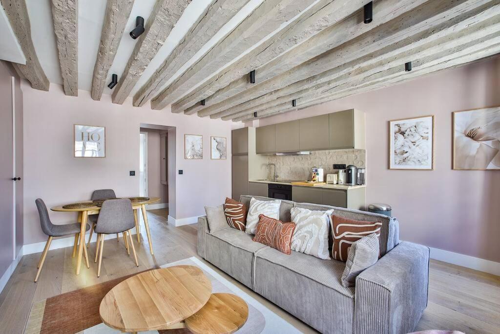 Appartamento 41.typical Parisian Flat#4pers#le Marais#beaubourg