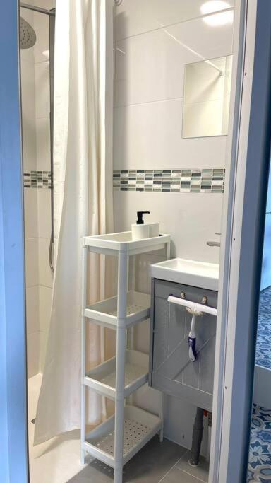 *blanche Pigalle* - Calme Centre Apartment