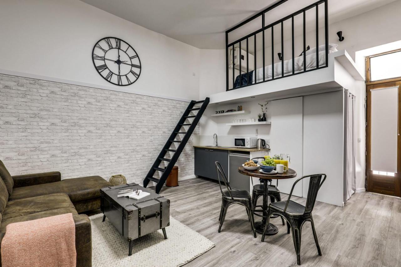 Apartment Modern French Studio In *