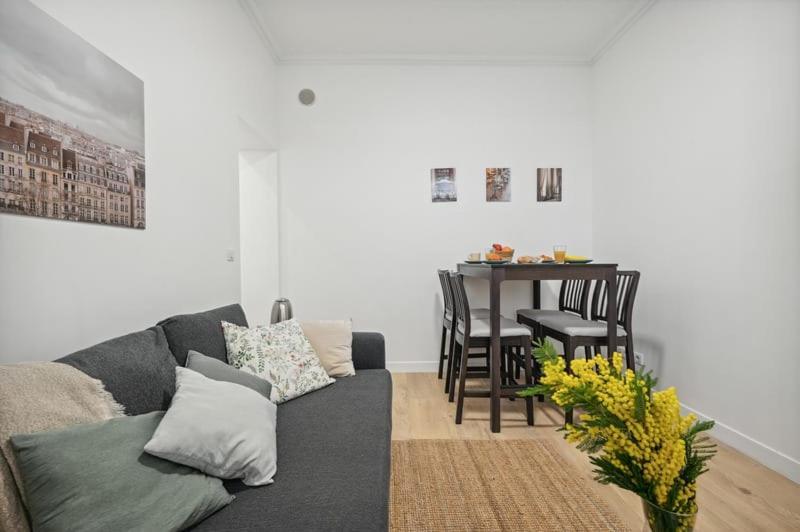 14e ,cosy 2 Pieces Renove Appartamento Parigi
