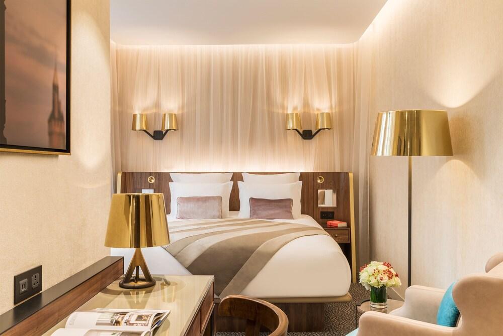 Hotel Maison Albar - Le Pont-neuf 5*