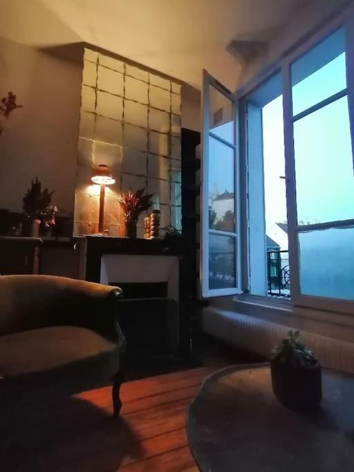 Appartamento Avec Vue Exceptionnelle A Montmartre.