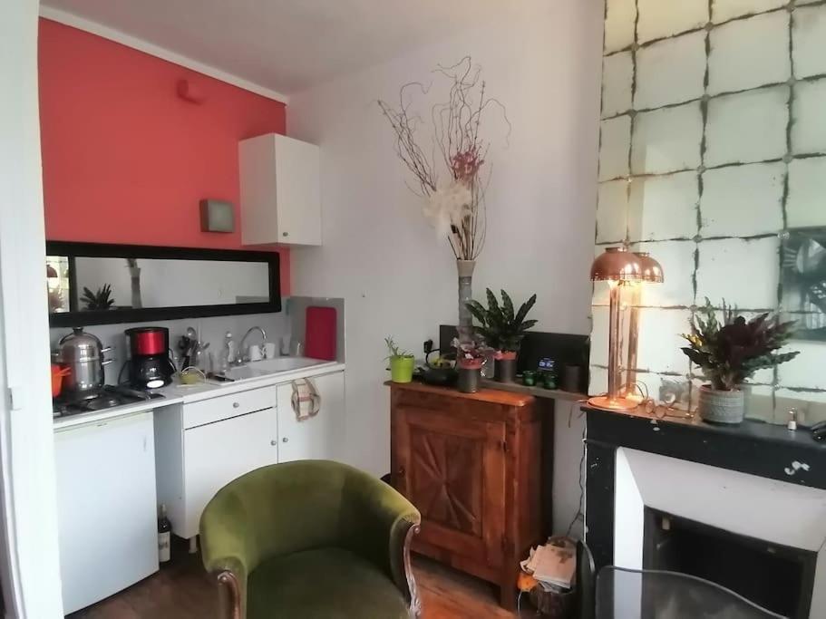 Avec Vue Exceptionnelle A Montmartre. Parigi