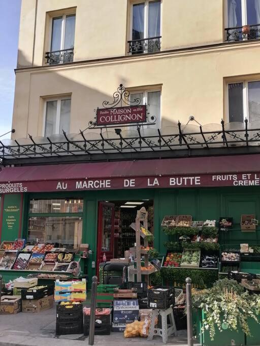 Appartamento Avec Vue Exceptionnelle A Montmartre. Parigi