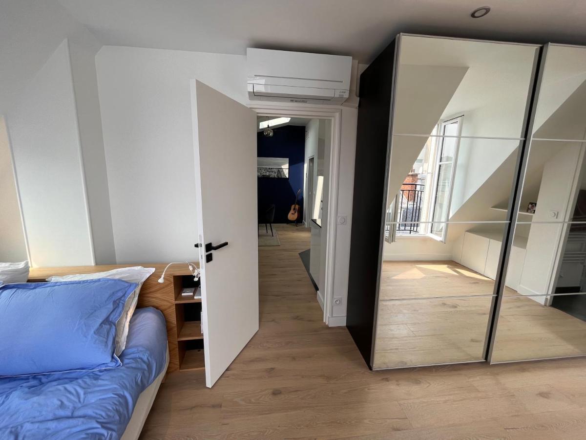 Luxury Elysees Apartment *