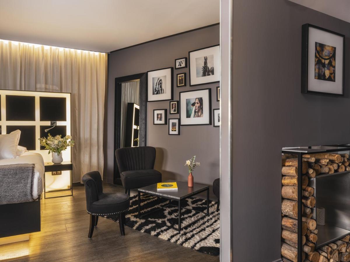 Legend Hotel 4*