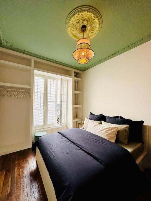 Apartment 2 Pieces A Bastille *