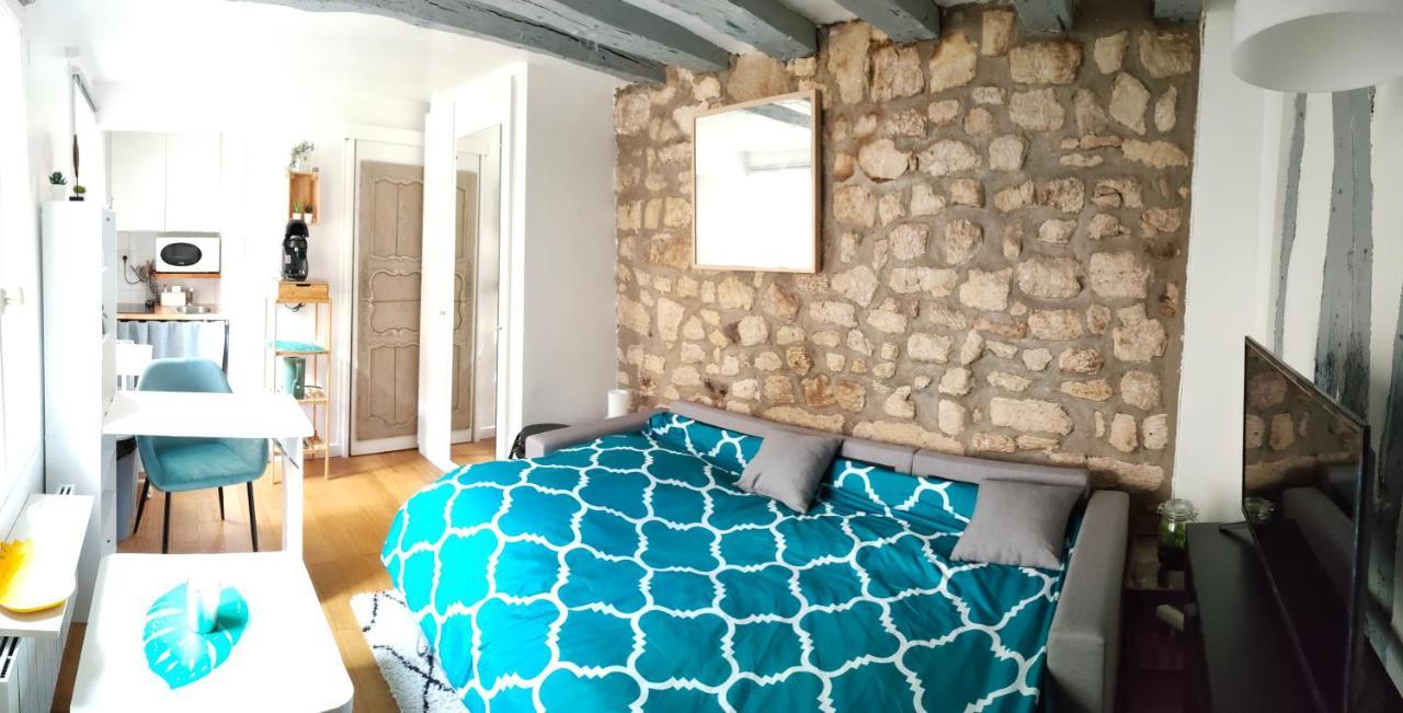 Appartamento Charme Haut-marais Parigi
