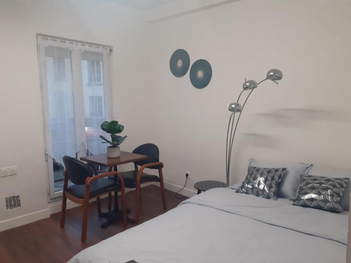 Jade Apartment