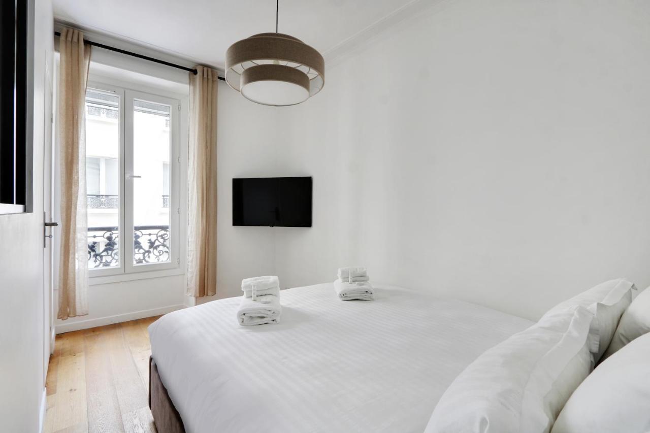 Pick A Flat's In Batignolles - Rue Truffaut * Parigi
