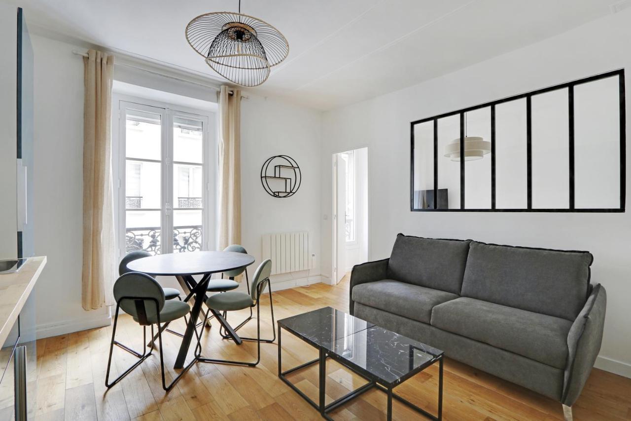 Pick A Flat's In Batignolles - Rue Truffaut *