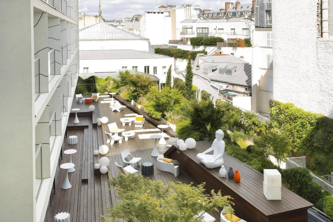 Renaissance Arc De Triomphe Hotel 5*