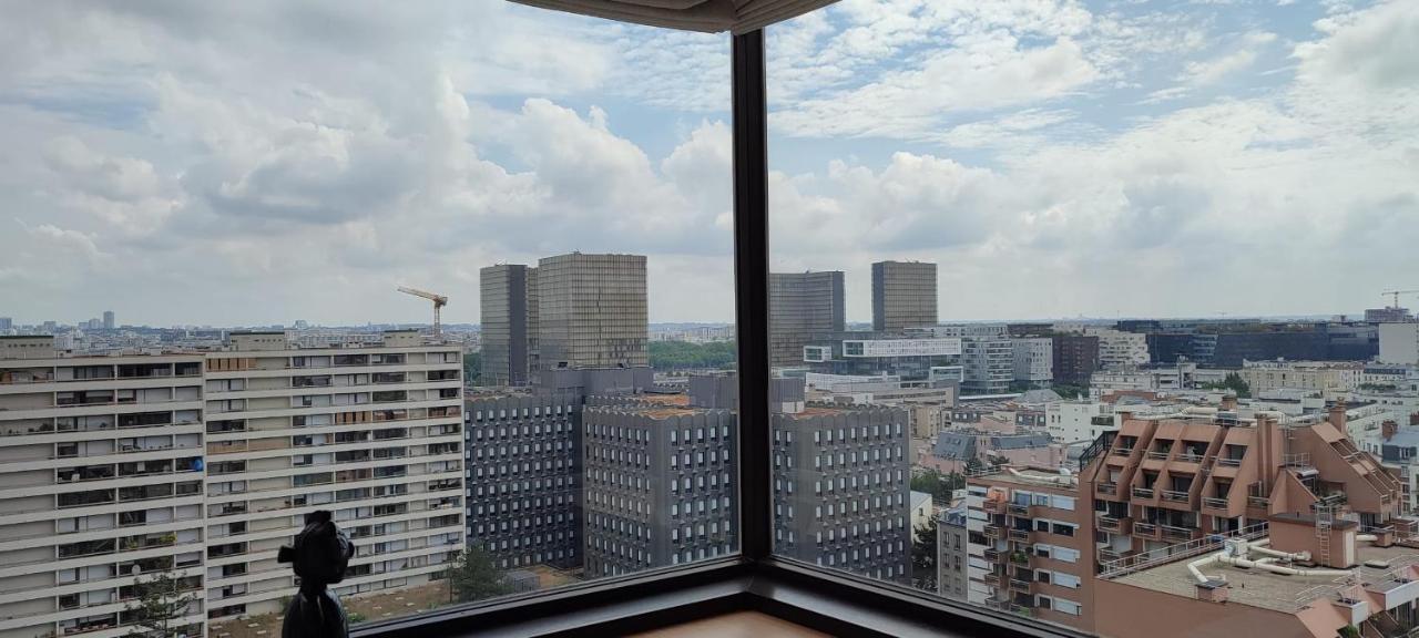 Bright Flat With Uninterrupted Views In 13th Appartamento *