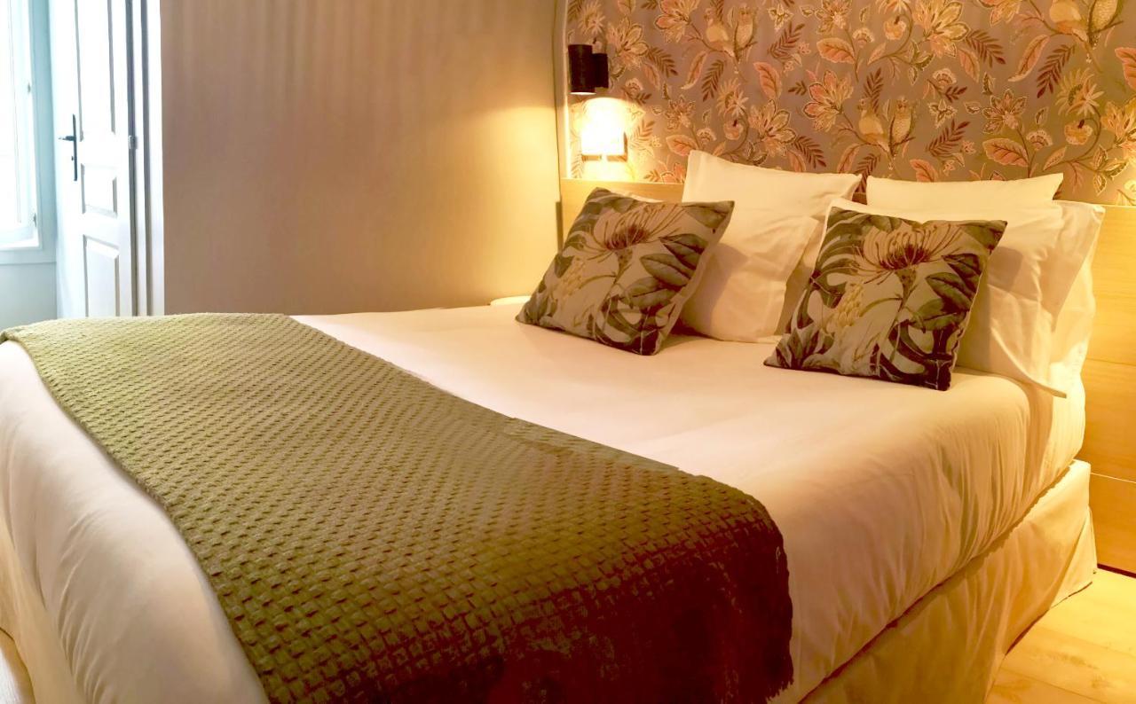 Hotel Hippodrome Paris