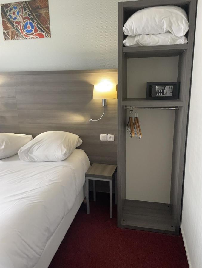 Hipotel Lilas Gambetta Parigi