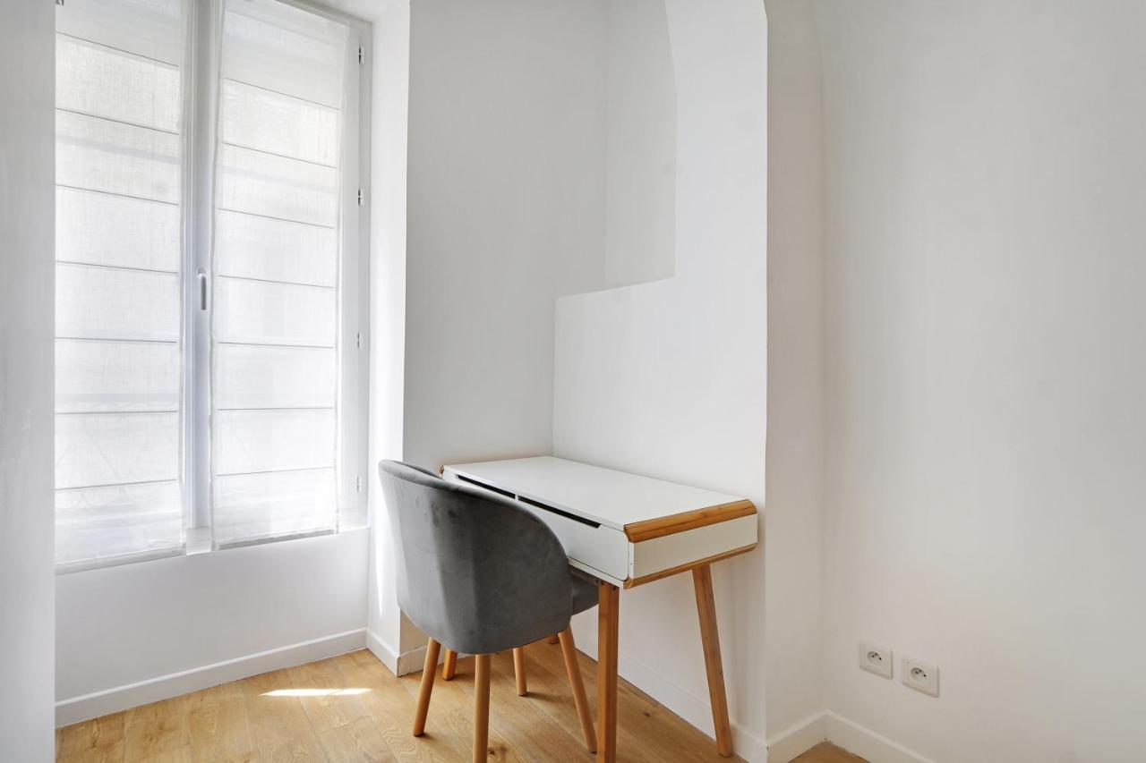 Pick A Flat's In Batignolles - Rue Truffaut *