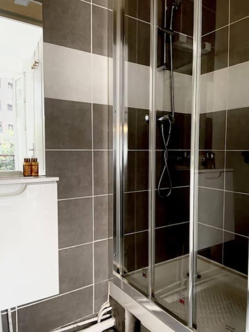 Charming Bright Sunny Near Canal St Martin * Parigi