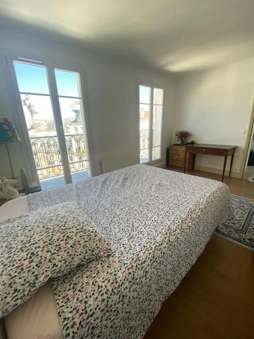 : Superbe Au Coeur Du Marais Parigi