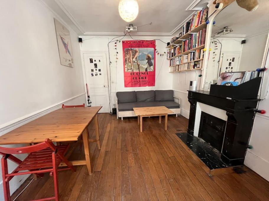Apartment Near Montmartre *