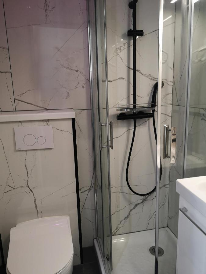 Hippodrome Hotel 2*