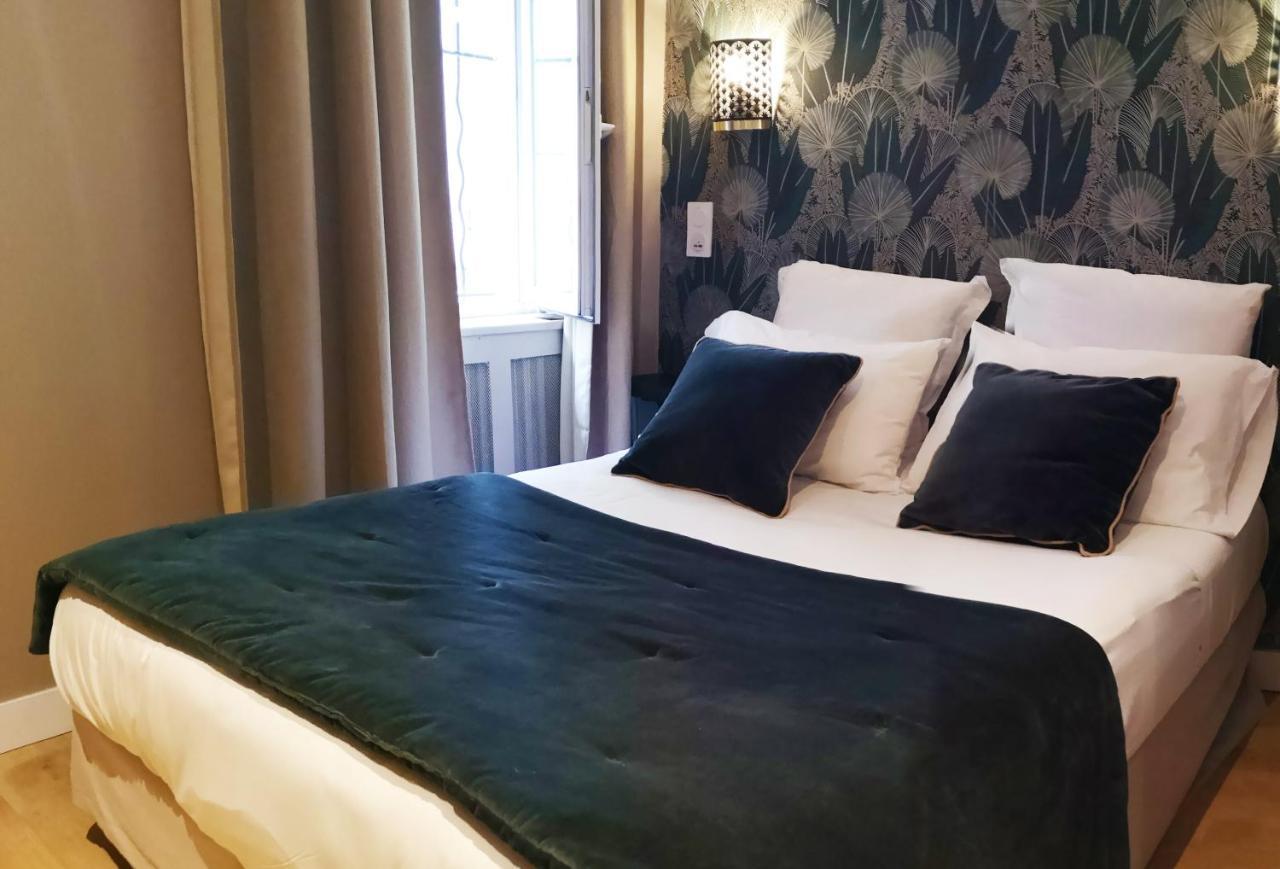 Hotel Hippodrome Paris
