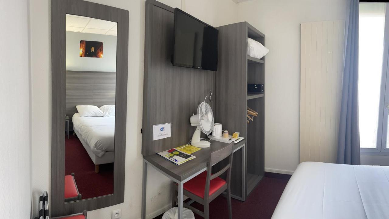 Hipotel Lilas Gambetta Hotel 3*